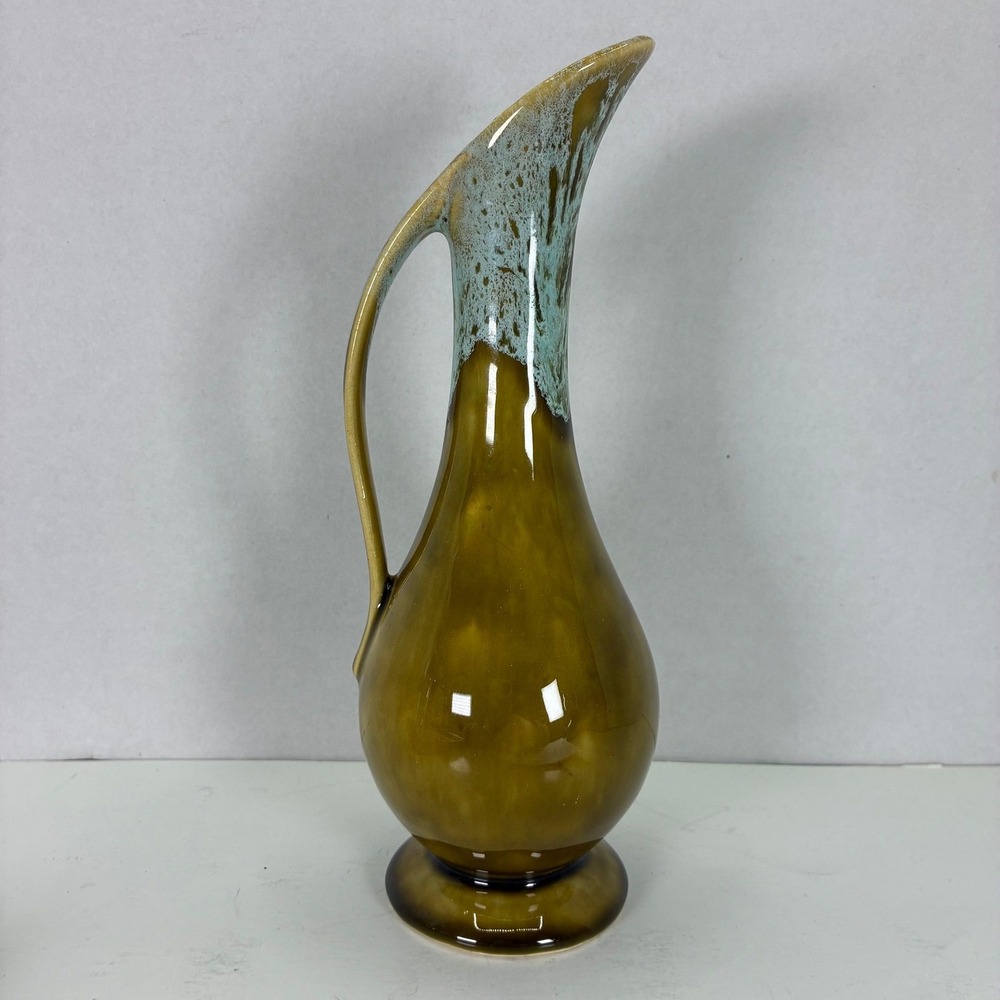 Vintage USA Pottery Green Ewer Vase/Pitcher - Picture 2 of 3